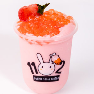 Strawberry Smoothies With Strawberry Pop